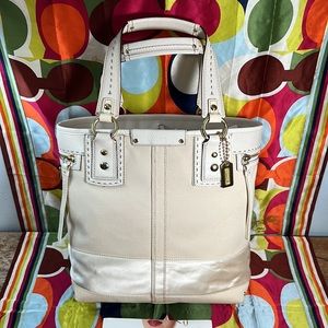 NWOT Coach 65th Anniversary Hampton Stripe Slim Tote Natural/WHT Carryall 10381
